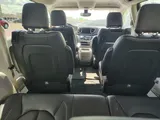 2018 Chrysler Pacifica photo 6