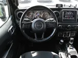 2021 Jeep Wrangler photo 19