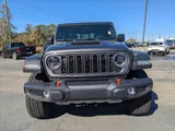 2026 Jeep Gladiator photo 9