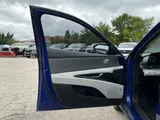 2022 Hyundai Elantra photo 11
