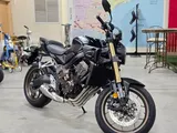 Honda 2026 CB650R E-Clutch photo 7