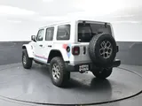 2027 Jeep Wrangler photo 7
