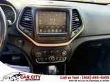 2014 Jeep Cherokee photo 16
