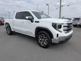 2023 GMC Sierra 1500 photo 2