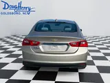 2025 Chevrolet Malibu photo 4
