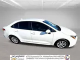 2023 Toyota Corolla photo 9