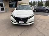 2024 Nissan LEAF photo 3