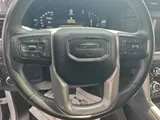 2023 GMC Yukon photo 33
