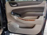 2017 Chevrolet Suburban photo 13