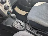 2010 Toyota Yaris photo 18