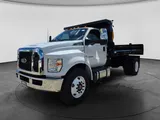 2027 Ford F-650SD photo 4