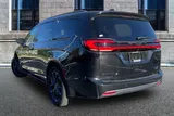 2027 Chrysler Pacifica photo 10