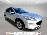 2020 Ford Escape photo 2