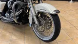 2015 Harley-Davidson Touring photo 9