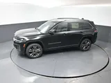 2027 Jeep Grand Cherokee photo 32