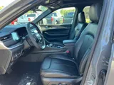 2027 Jeep Grand Cherokee photo 4