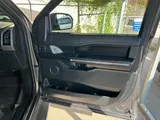 2021 Ford Expedition photo 24
