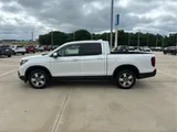 2025 Honda Ridgeline photo 4
