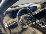 2025 BMW i7 photo 13