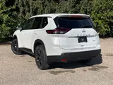 2026 Nissan Rogue photo 3
