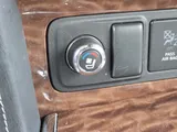 2019 Nissan Armada photo 13