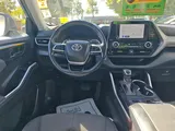 2024 Toyota Highlander photo 22