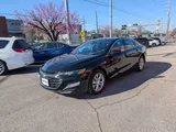 2020 Chevrolet Malibu photo 3