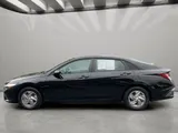 2026 Hyundai Elantra photo 2