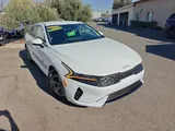 2022 Kia K5 photo 3