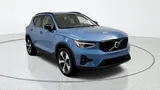 2025 Volvo XC40 photo 7
