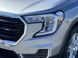 2024 GMC Terrain photo 11