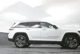 2027 Jeep Grand Cherokee photo 39
