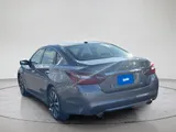 2018 Nissan Altima photo 3