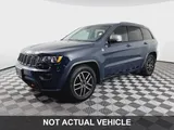 2020 Jeep Grand Cherokee photo 7