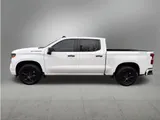 2024 Chevrolet Silverado 1500 photo 2