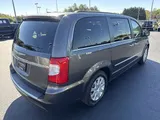 2016 Chrysler Town & Country photo 6