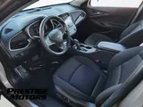 2024 Chevrolet Malibu photo 9