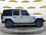 2025 Jeep Wrangler photo 6
