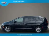 2021 Chrysler Pacifica photo 8