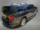 2021 GMC Yukon XL photo 4