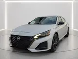 2025 Nissan Altima photo 6