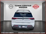2026 Nissan Pathfinder photo 6