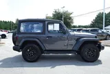 2025 Jeep Wrangler photo 4