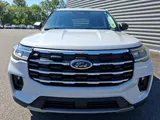 2025 Ford Explorer photo 8