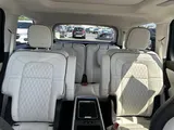 2024 Lincoln Aviator photo 13