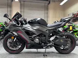 2022 Kawasaki ZX6R photo 5