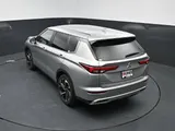 2024 Mitsubishi Outlander photo 44