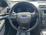 2019 Ford Explorer photo 15