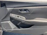 2025 Nissan Sentra photo 13
