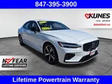 2024 Volvo S60 photo 1